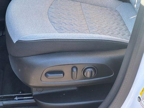 Used 2024 Chevrolet Equinox LS image 17