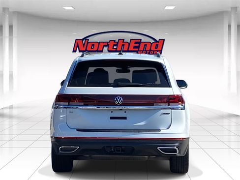 Used 2024 Volkswagen Atlas SE image 6