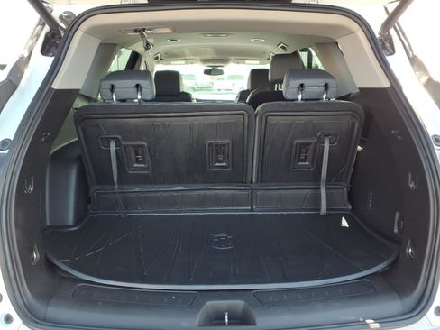 Used 2021 Buick Enclave Essence AWD/4WD image 29