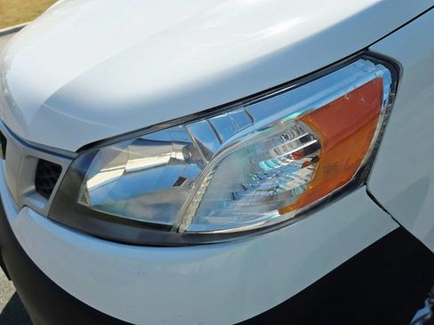 Used 2016 Nissan NV200 SV w/ Back Door Glass Package FWD image 10