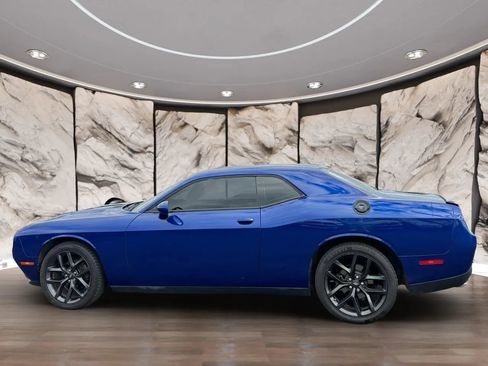 Used 2022 Dodge Challenger SXT w/ Blacktop Package RWD image 3