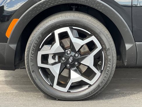 Used 2022 Hyundai Santa Cruz Limited image 26