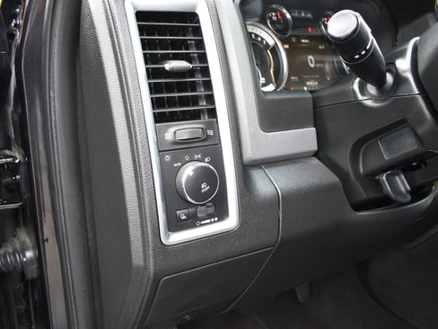 Used 2018 RAM 1500 Big Horn image 19