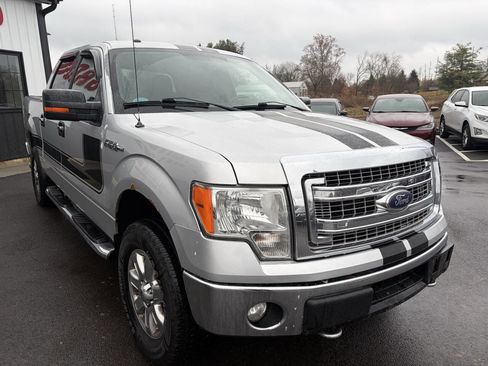 Used 2014 Ford F150 XLT w/ XLT Chrome Package image 4