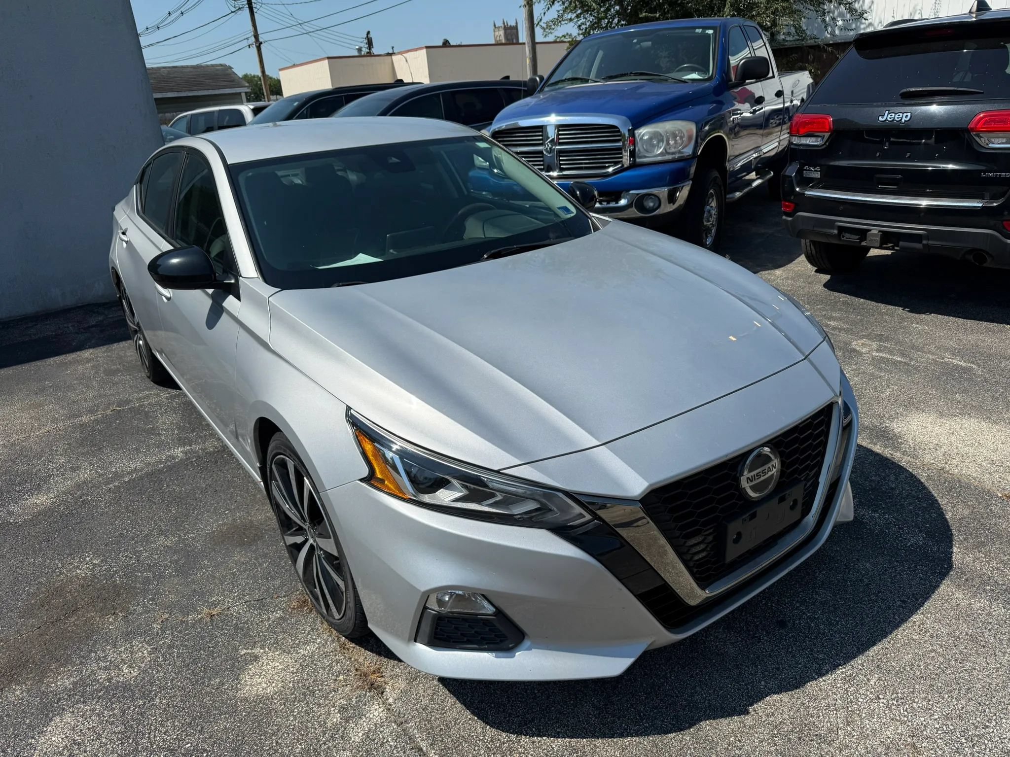 Used 2021 Nissan Altima 2.5 SR FWD image 15