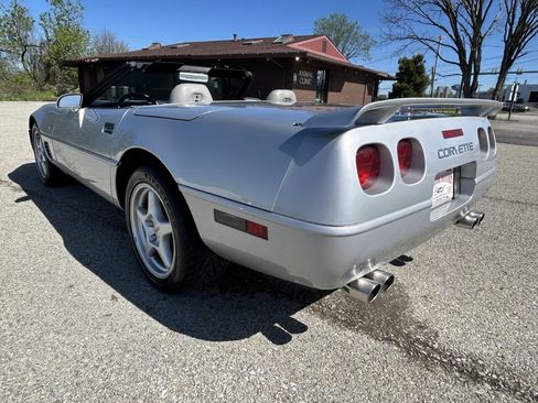 Used 1996 Chevrolet Corvette Convertible image 8