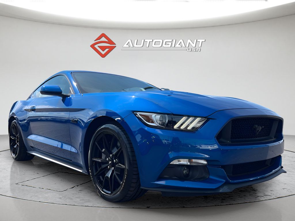 Used 2017 Ford Mustang GT w/ Black Accent Package RWD image 11