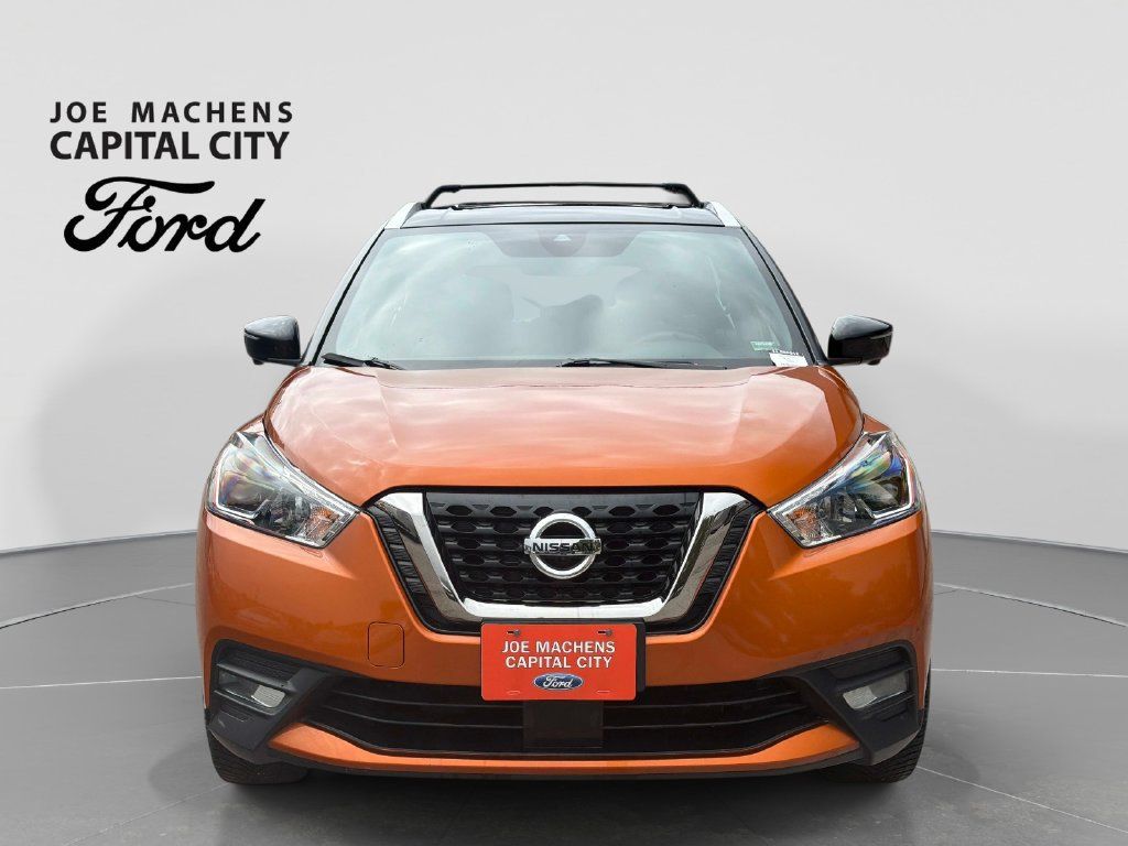Used 2020 Nissan Kicks SR FWD image 10