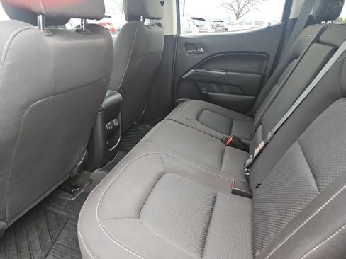 Used 2018 Chevrolet Colorado LT w/ LT Convenience Package image 18