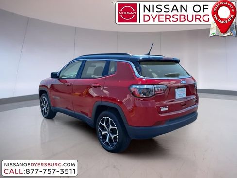 Used 2025 Jeep Compass Limited AWD/4WD image 5