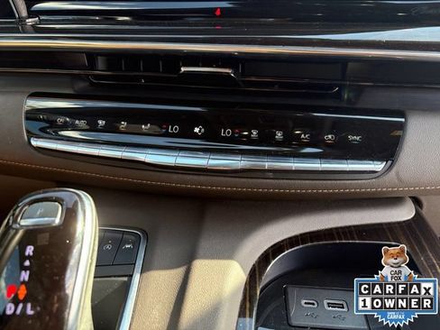 Used 2022 Cadillac Escalade Sport w/ Touring Package RWD image 4