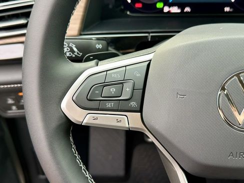 New 2026 Volkswagen Atlas SE image 28