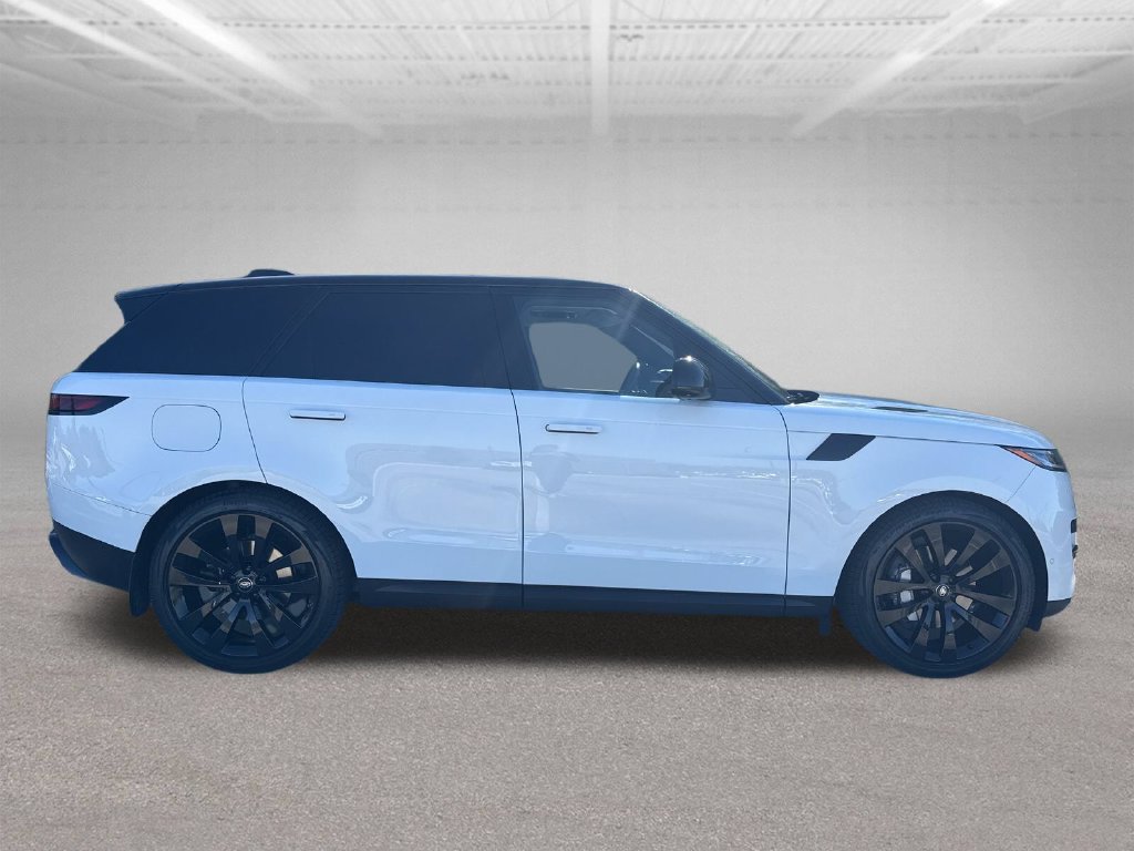 Used 2024 Land Rover Range Rover Sport SE AWD/4WD image 6