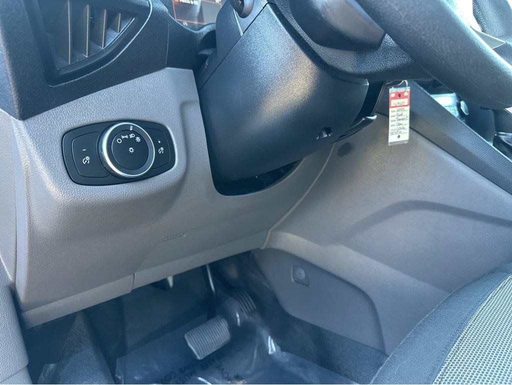 Used 2023 Ford Transit Connect XL FWD image 29