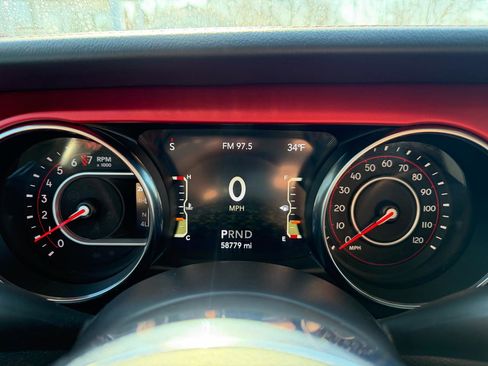 Used 2020 Jeep Gladiator Rubicon w/ Dual Top Group image 30