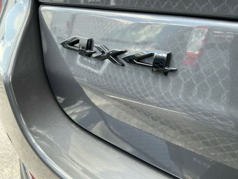 New 2025 Jeep Grand Cherokee Altitude image 18