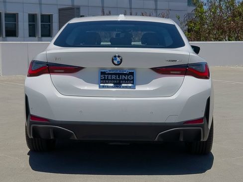 New 2026 BMW i4 eDrive40 w/ Parking Assistance Package RWD image 18