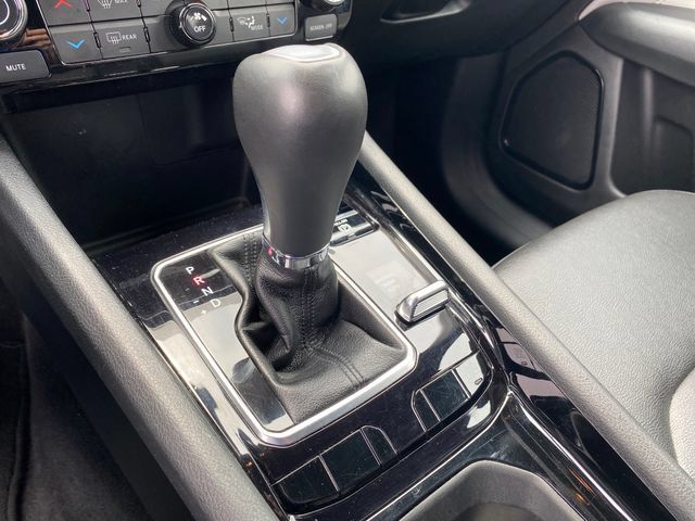 Used 2024 Jeep Compass Limited AWD/4WD image 13