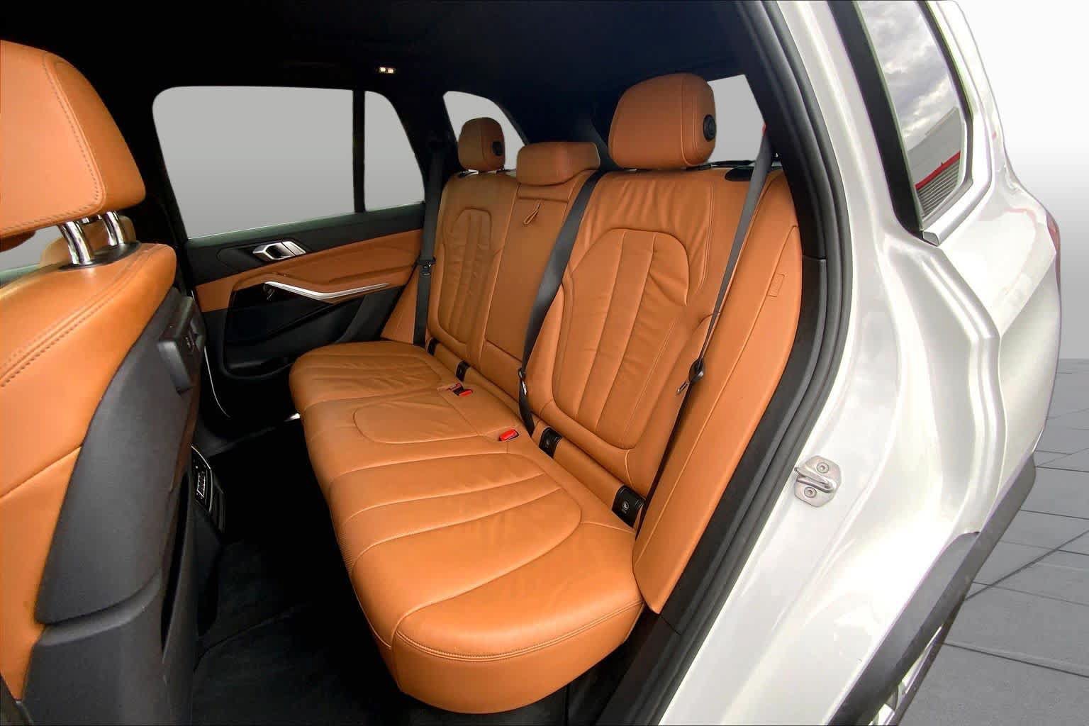 Used 2019 BMW X5 xDrive40i w/ Luxury Seating Package AWD/4WD image 20
