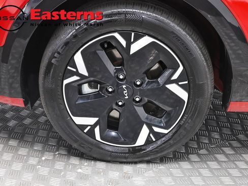 Used 2023 Kia Niro Wind w/ Wind Preserve Package FWD image 33
