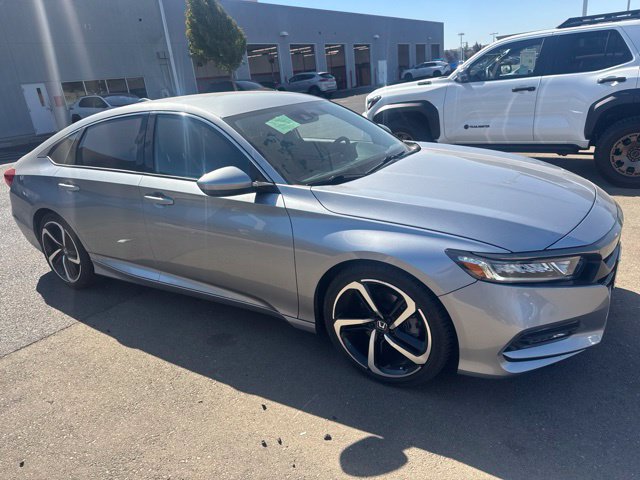 Used 2019 Honda Accord Sport image 3
