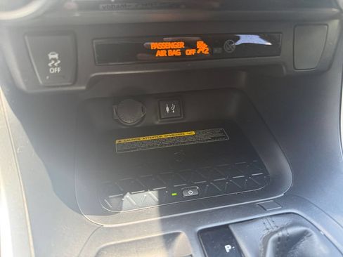 Used 2019 Toyota RAV4 XLE Premium w/ Advanced Technology Package FWD image 27