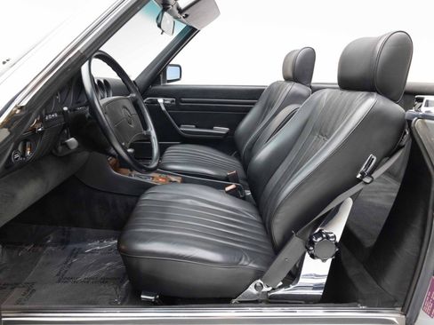 Used 1987 Mercedes-Benz 560 SL image 38