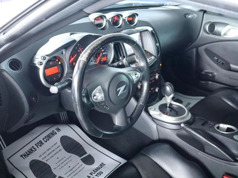Used 2014 Nissan 370Z Touring w/ Sport Package RWD image 14