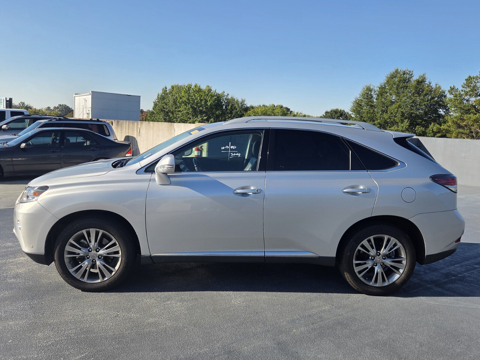 Used 2013 Lexus RX 350 FWD w/ Navigation Pkg image 2