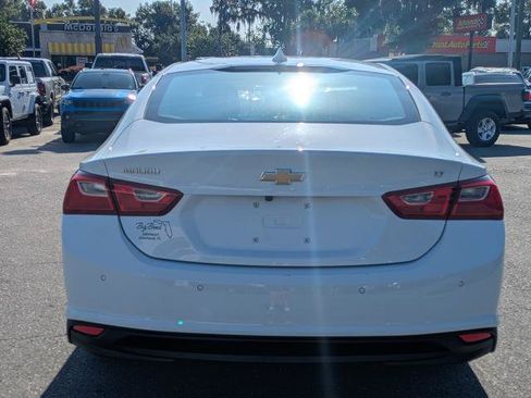 Used 2025 Chevrolet Malibu LT FWD image 5