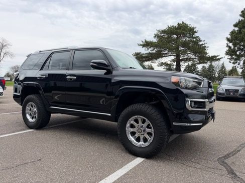Used 2015 Toyota 4Runner Limited AWD/4WD image 8