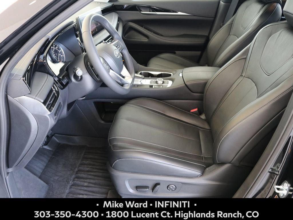 Used 2025 INFINITI QX60 Pure AWD/4WD image 7