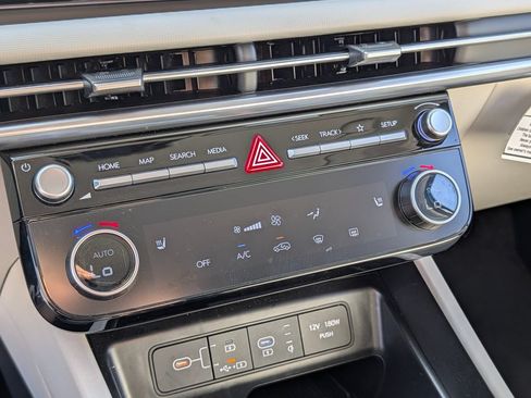 Certified 2025 Hyundai Tucson SEL AWD/4WD image 25