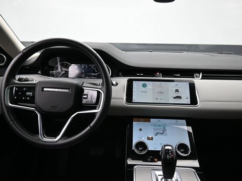 Used 2023 Land Rover Range Rover Evoque SE image 11