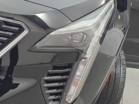 Used 2023 Cadillac XT4 Luxury image 37