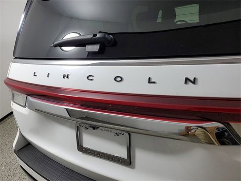 Used 2023 Lincoln Navigator L Black Label image 6