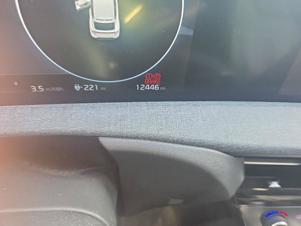 Used 2023 Kia EV6 Wind AWD/4WD image 9