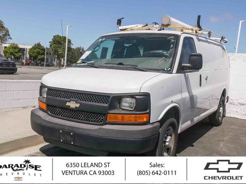 Used 2015 Chevrolet Express 2500 RWD image 1