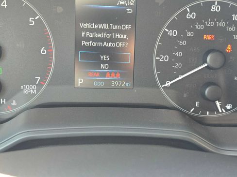 Used 2025 Toyota Corolla SE w/ Convenience Package FWD image 25