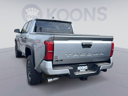 New 2025 Toyota Tacoma TRD Off-Road image 4