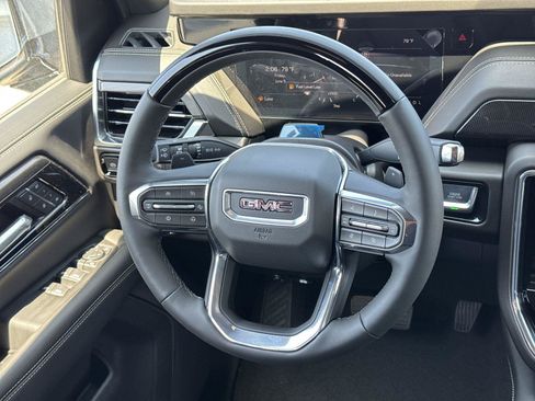 New 2026 GMC Yukon XL Elevation w/ Elevation Premium Package RWD image 8