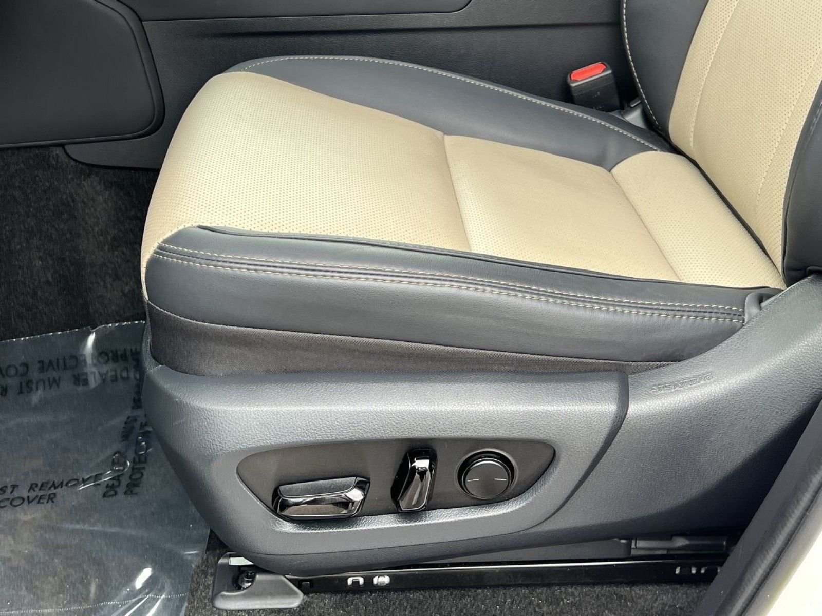 Used 2024 Lexus GX 550 AWD/4WD image 11