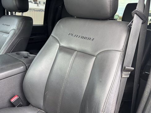 Used 2015 Ford F250 Platinum image 12