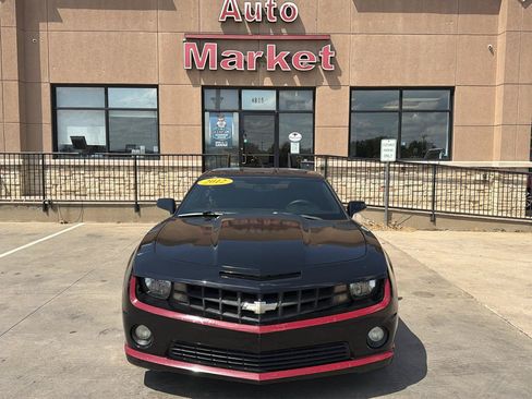Used 2012 Chevrolet Camaro LS RWD image 2