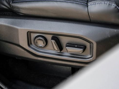 Used 2023 Toyota Sequoia Platinum image 39