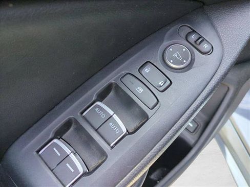 Used 2021 Honda Accord Sport image 12