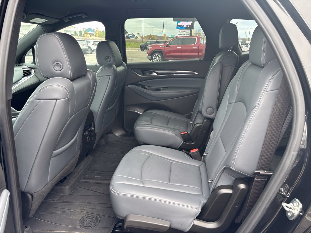 Used 2024 Buick Enclave Essence w/ Sport Touring Edition AWD/4WD image 25