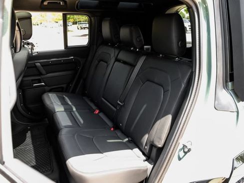 New 2026 Land Rover Defender 110 Trophy Edition AWD/4WD image 47