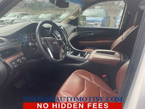Used 2018 Cadillac Escalade Premium Luxury AWD/4WD image 2