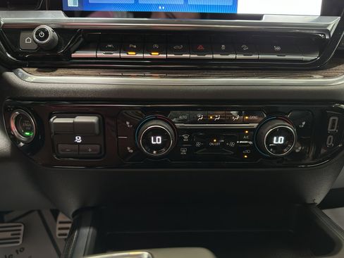 New 2025 Chevrolet Silverado 1500 RST image 26